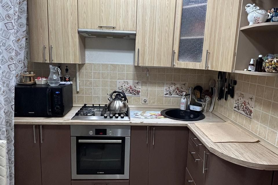Продаётся 2-комнатная квартира, 50.5 м²
