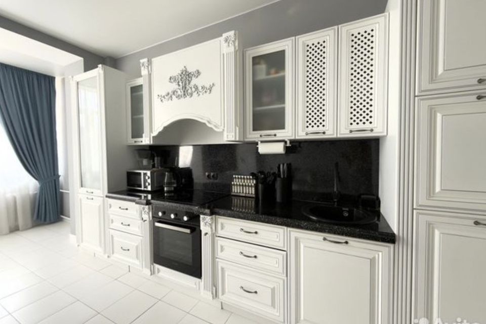 Продаётся 3-комнатная квартира, 120 м²