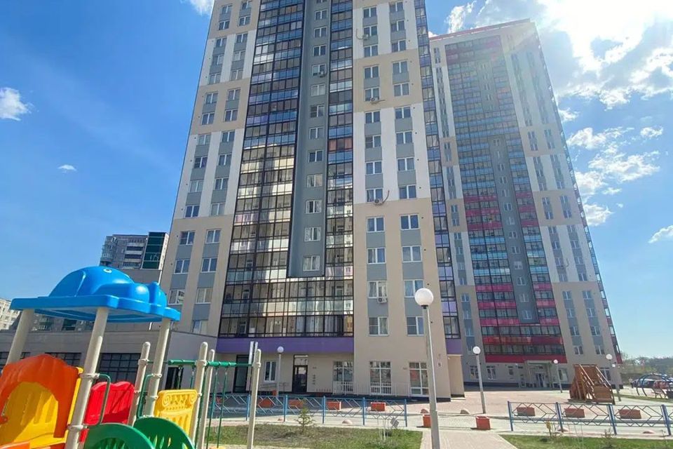 Продаётся 1-комнатная квартира, 43 м²