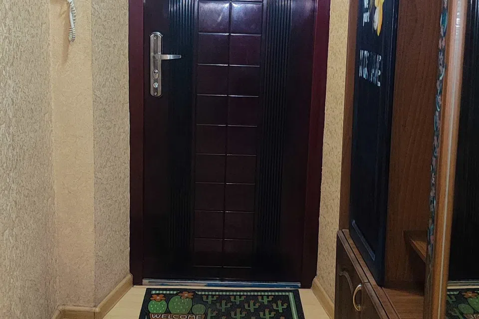 Продаётся 3-комнатная квартира, 65.2 м²