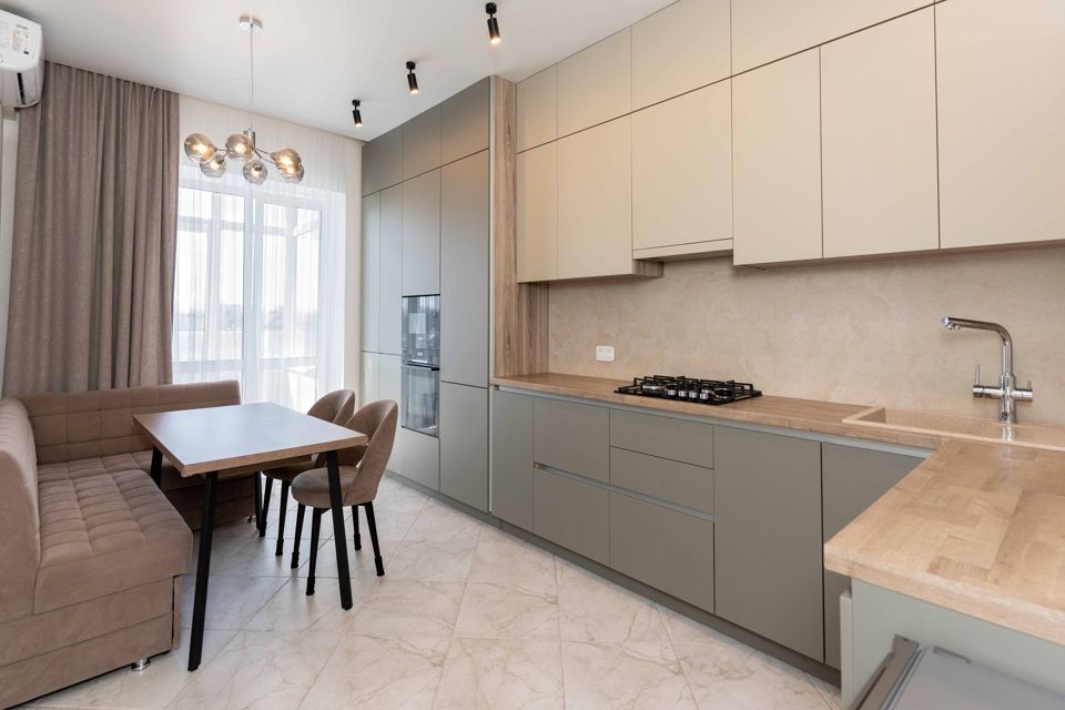 Продаётся 2-комнатная квартира, 66.9 м²