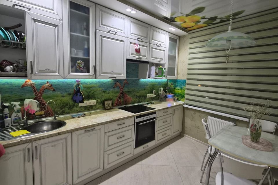 Продаётся 3-комнатная квартира, 85 м²