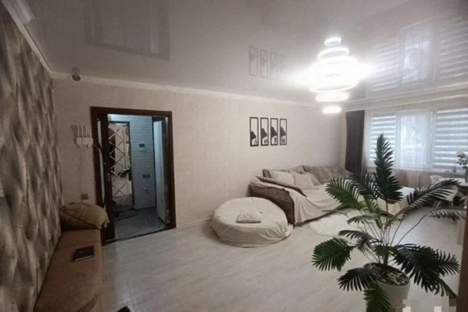 Продаётся 3-комнатная квартира, 75 м²