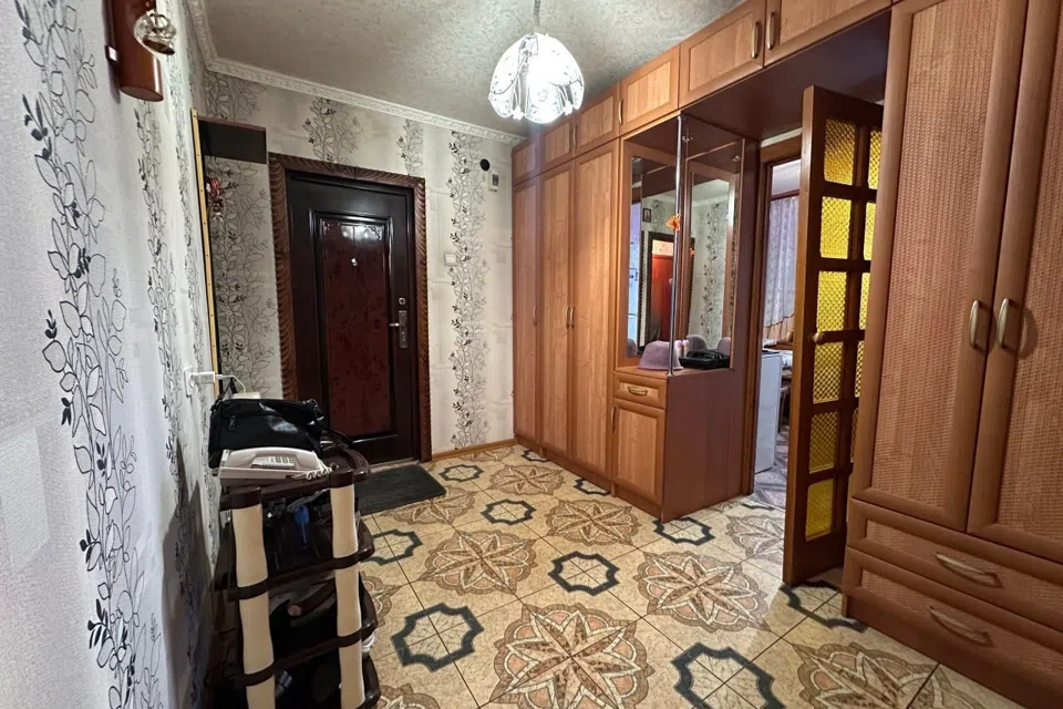 Продаётся 3-комнатная квартира, 67.7 м²