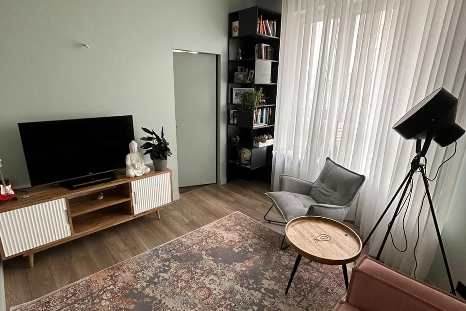 Продаётся 3-комнатная квартира, 104.3 м²