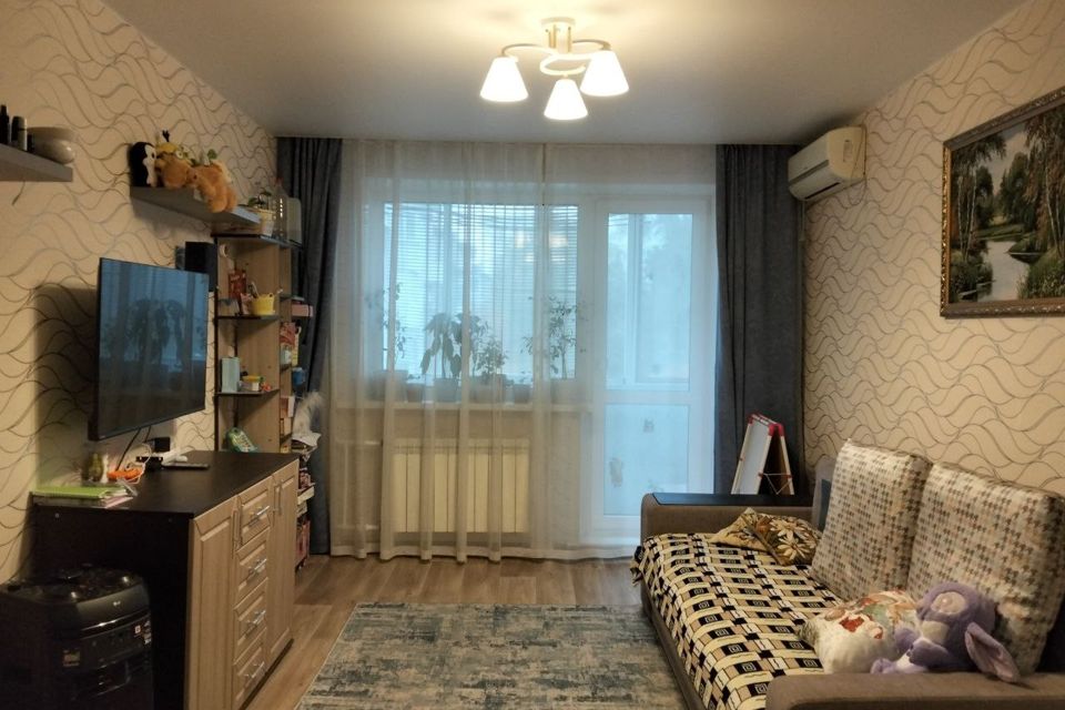 Продаётся 3-комнатная квартира, 58 м²