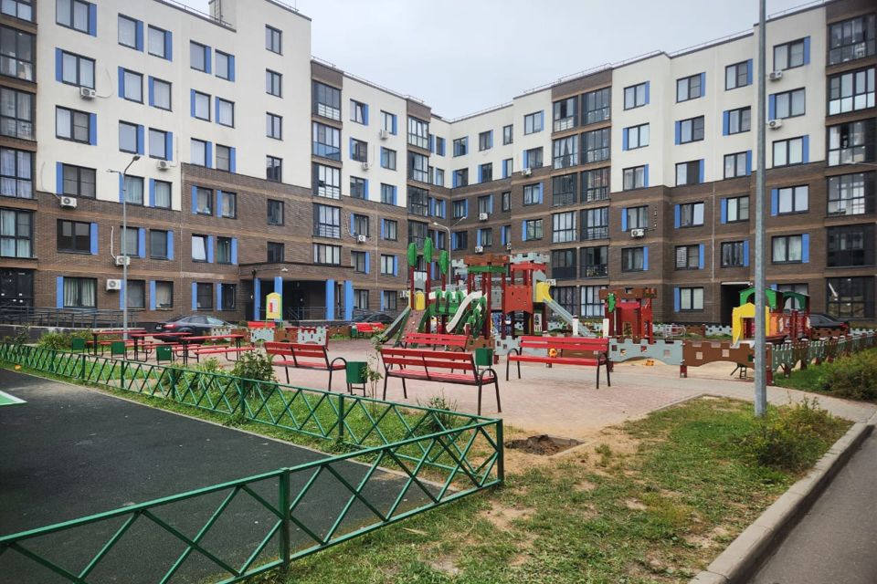 Продаётся 1-комнатная квартира, 30.6 м²