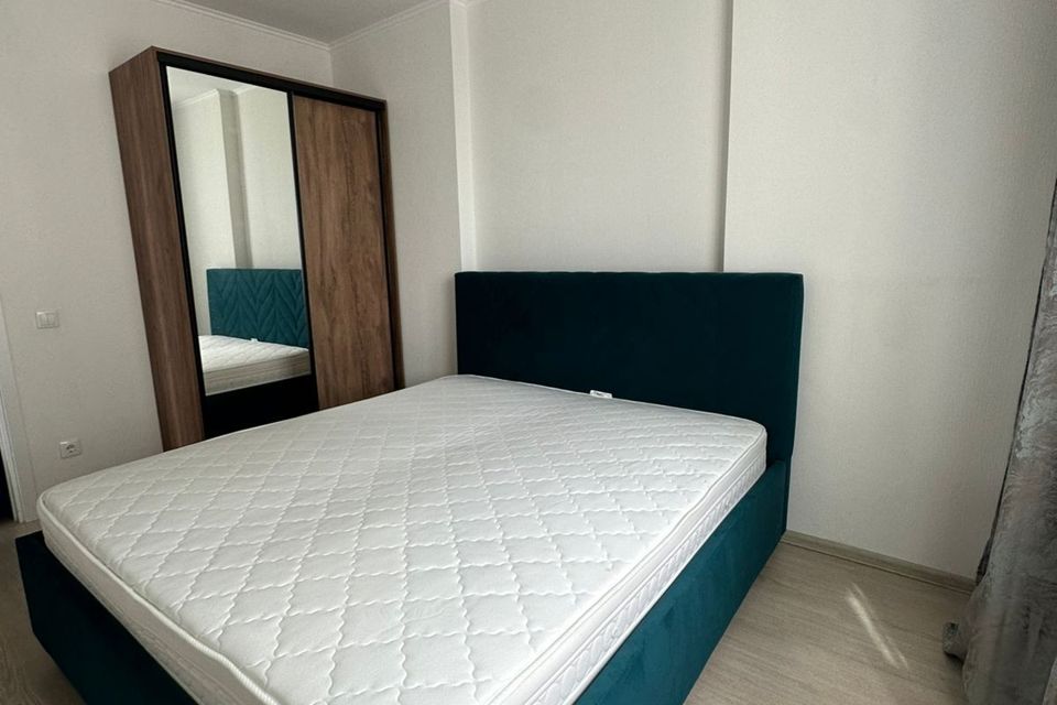 Сдаётся 4-комнатная квартира, 96 м²