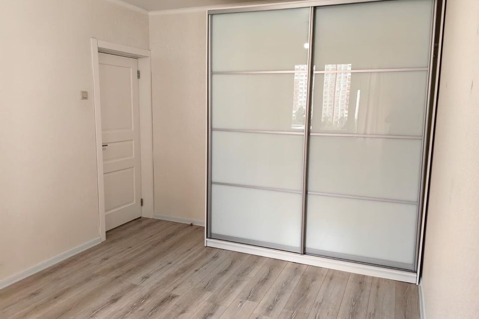 Продаётся 2-комнатная квартира, 56 м²