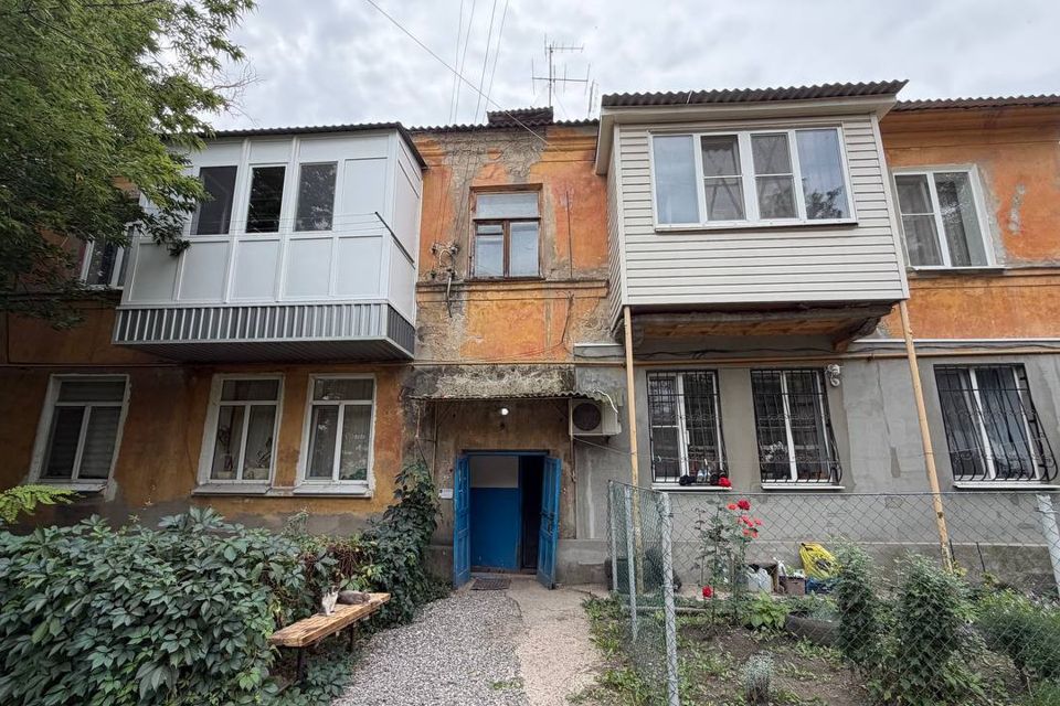 Продаётся 3-комнатная квартира, 62.2 м²