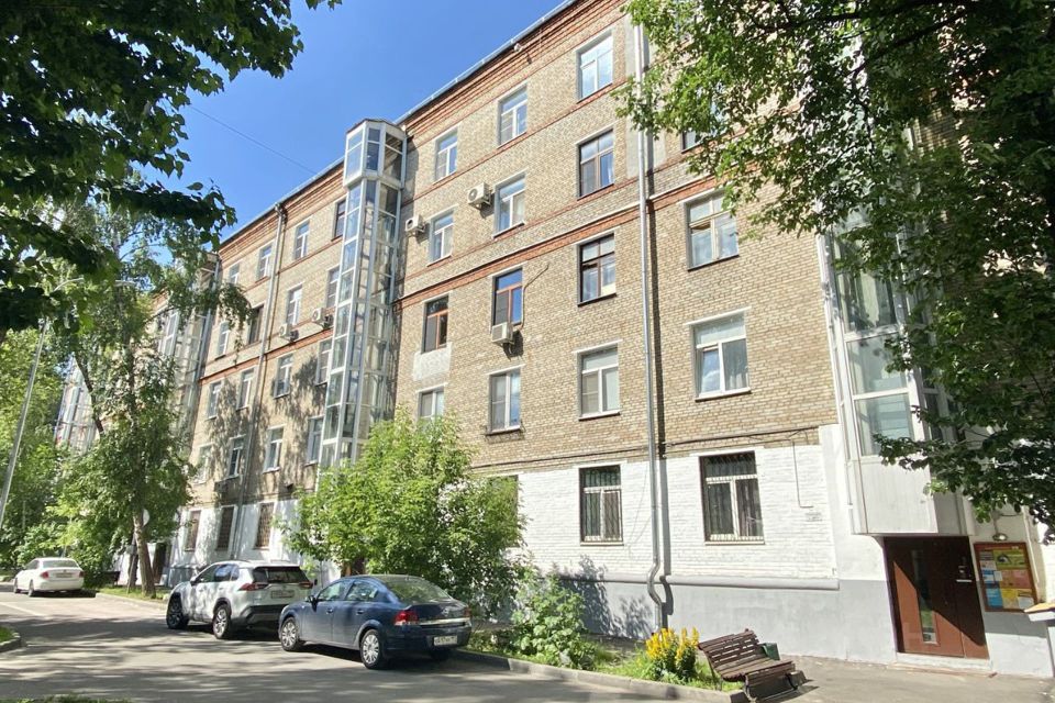 Продаётся комната в 4-комн. квартире, 73.4 м²