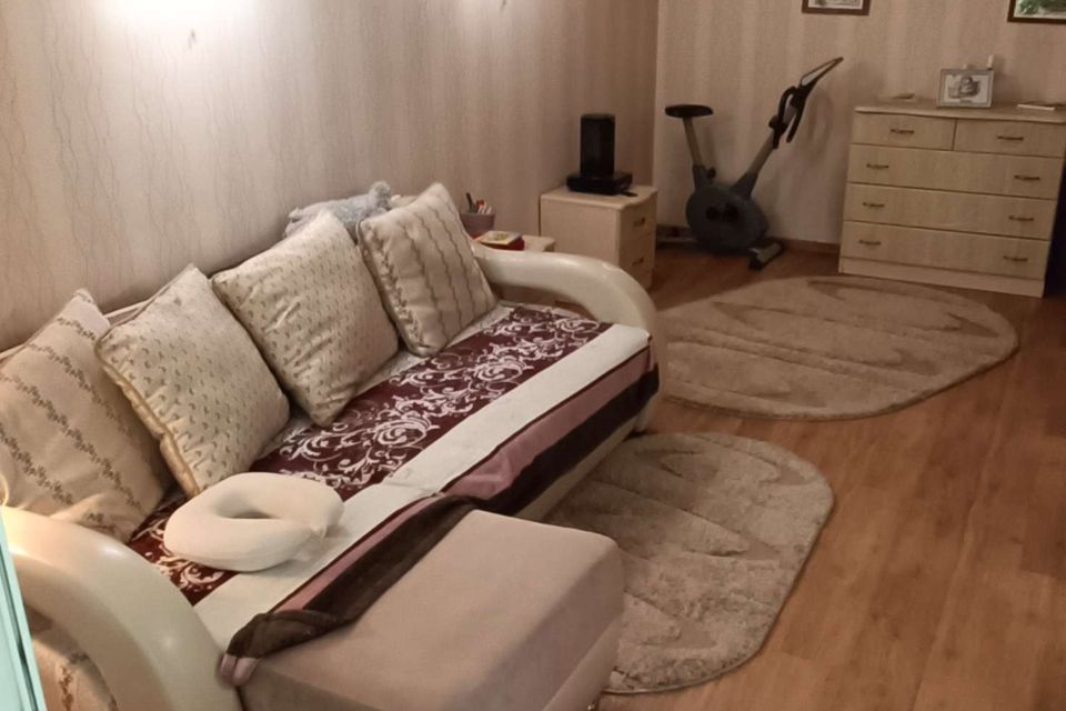 Продаётся 2-комнатная квартира, 50.7 м²