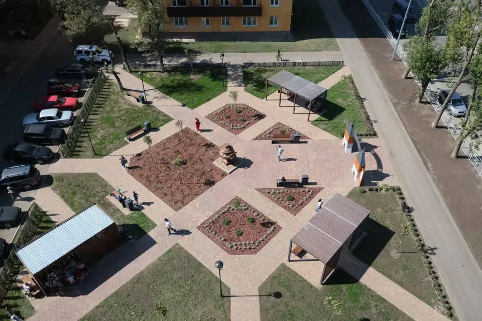 Продаётся 4-комнатная квартира, 65.7 м²