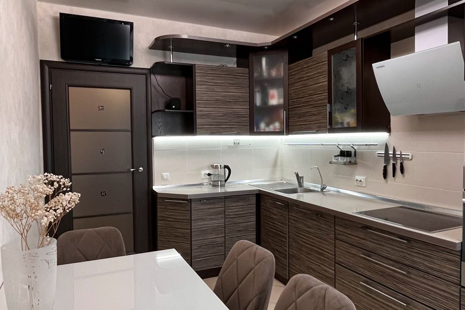 Продаётся 2-комнатная квартира, 62 м²