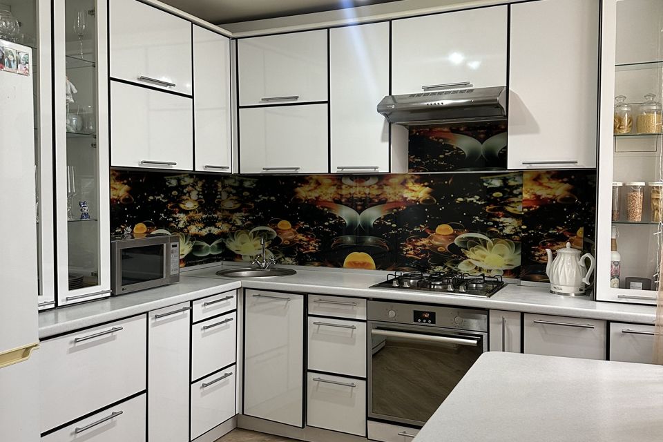 Продаётся 3-комнатная квартира, 56 м²