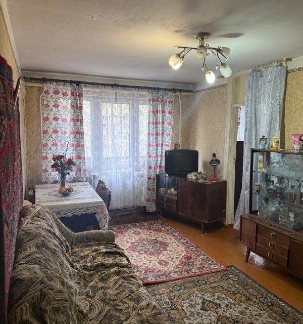 Продаётся 3-комнатная квартира, 62 м²