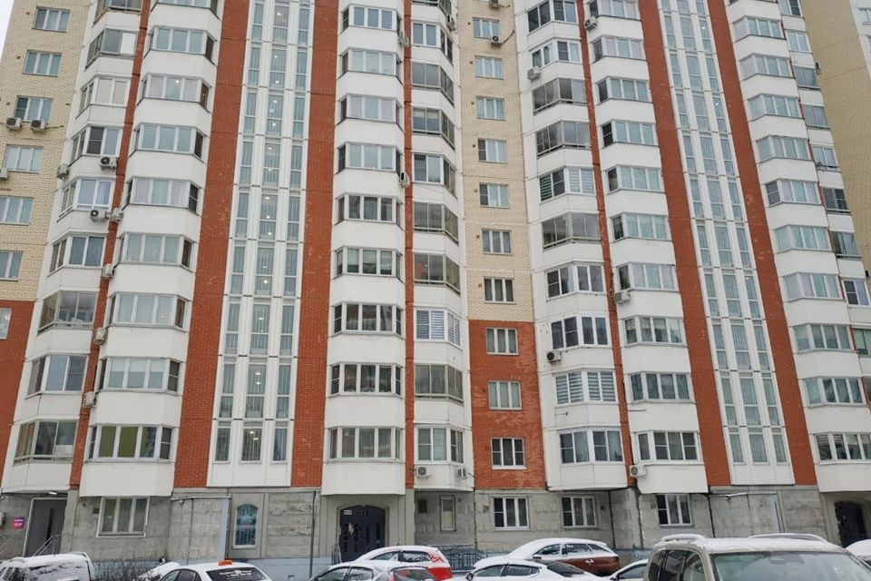 Продаётся 2-комнатная квартира, 60.3 м²