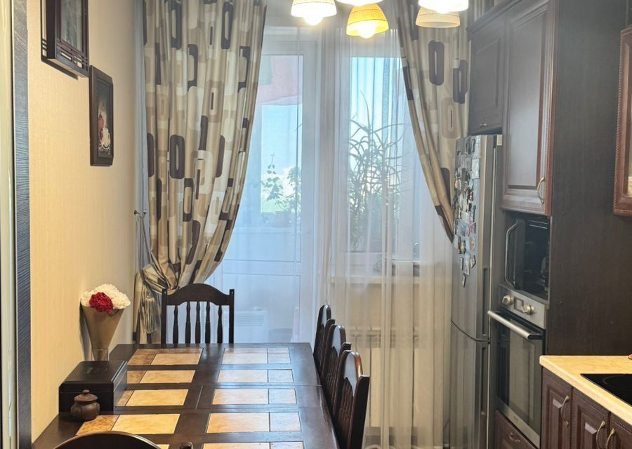 Продаётся 3-комнатная квартира, 63.4 м²