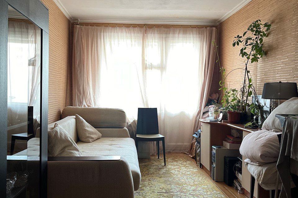 Продаётся 2-комнатная квартира, 62.2 м²