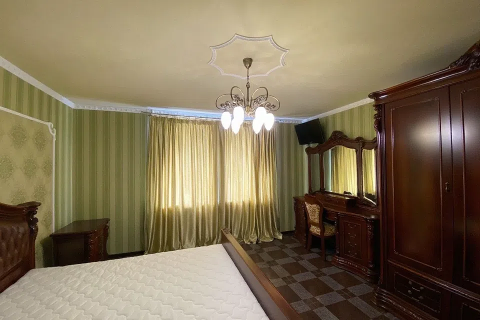 Продаётся 2-комнатная квартира, 57 м²