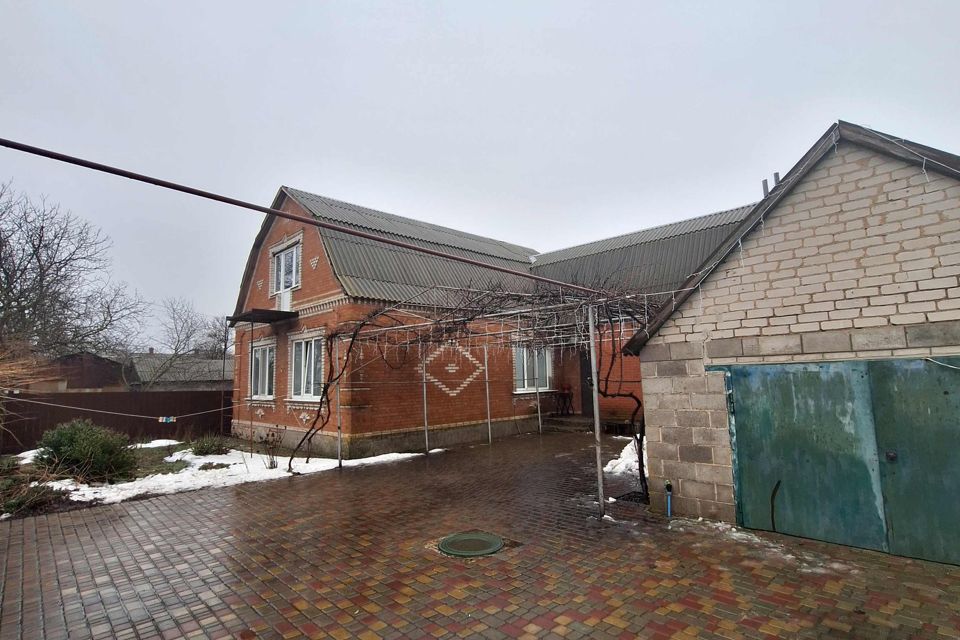 Продаётся 2-этажный дом, 110 м²