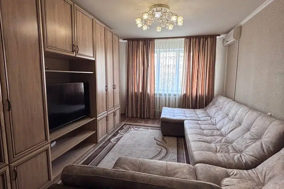 Сдаётся 3-комнатная квартира, 74 м²