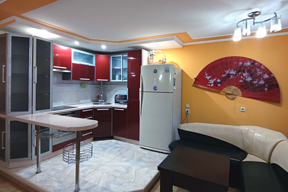 Продаётся 2-комнатная квартира, 74.1 м²