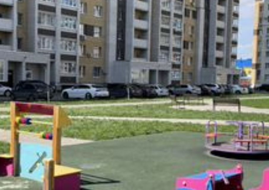 Продаётся 1-комнатная квартира, 41.9 м²