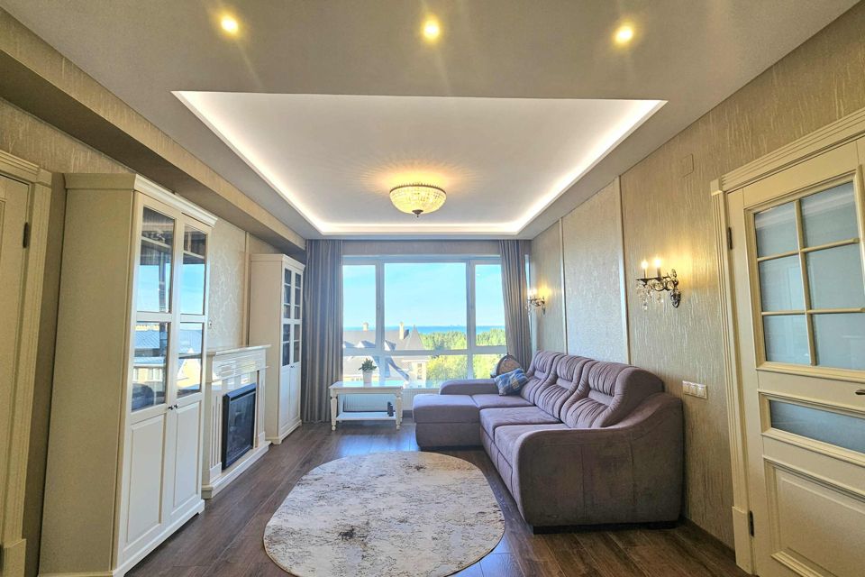 Продаётся 3-комнатная квартира, 90.4 м²