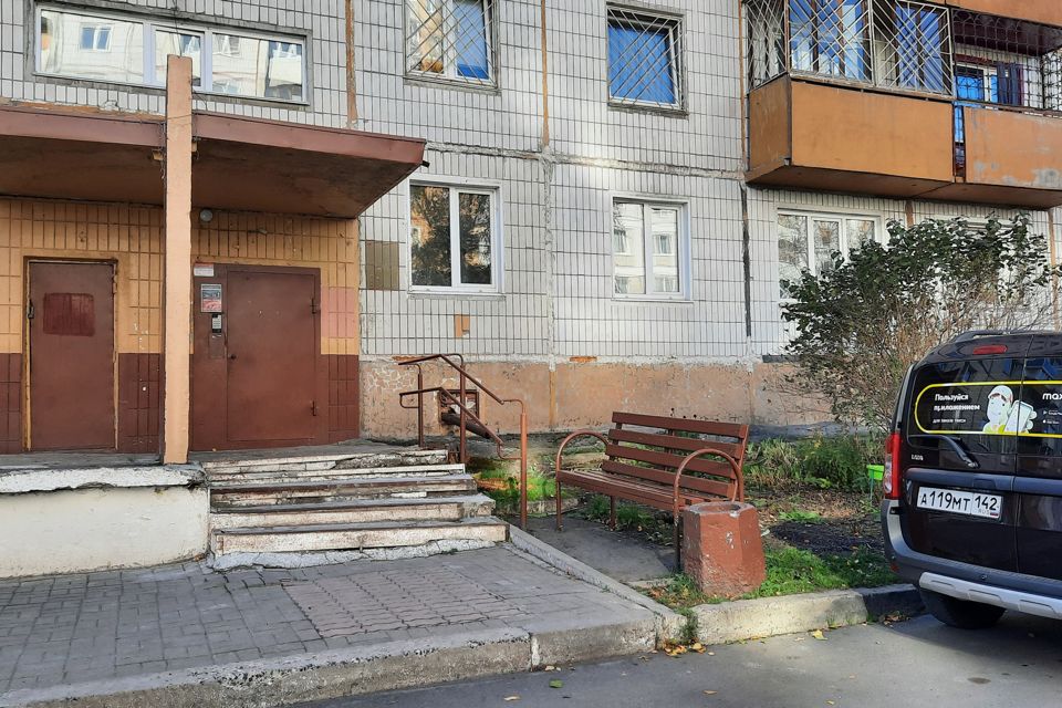 Продаётся 3-комнатная квартира, 59.8 м²