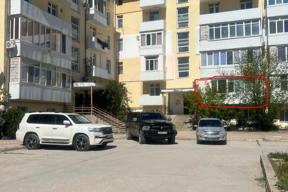 Продаётся 3-комнатная квартира, 100 м²