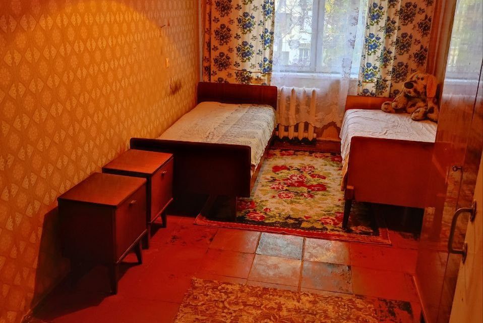 Продаётся 4-комнатная квартира, 68 м²