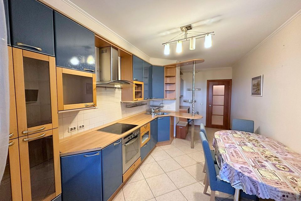 Продаётся 3-комнатная квартира, 81 м²