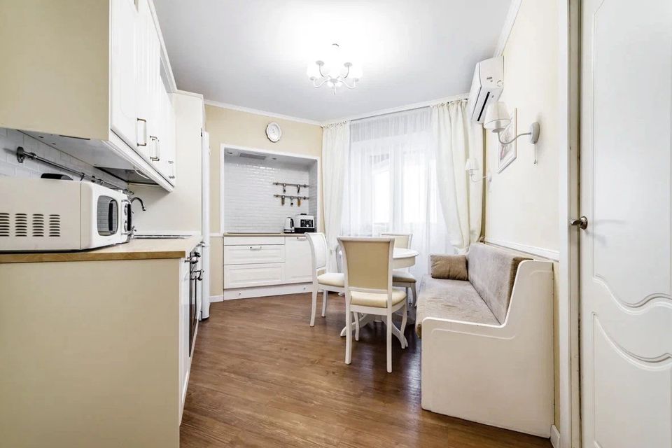 Продаётся 2-комнатная квартира, 61.3 м²