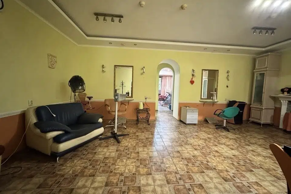 Продаётся помещение своб. назначения, 288 м²