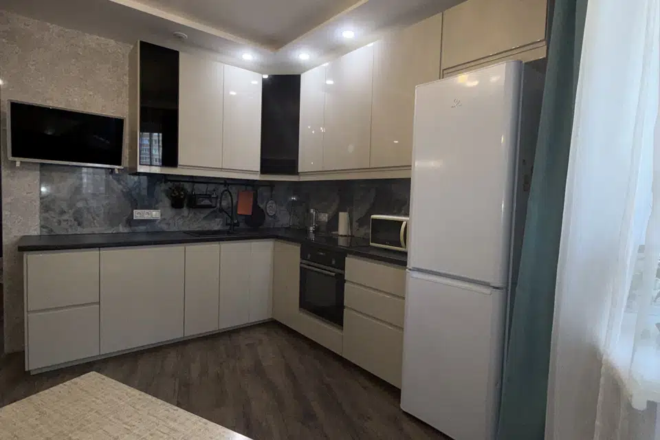 Продаётся 3-комнатная квартира, 92 м²