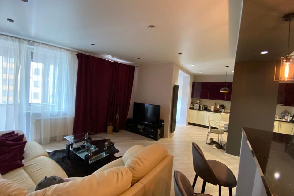 Продаётся 2-комнатная квартира, 68.3 м²