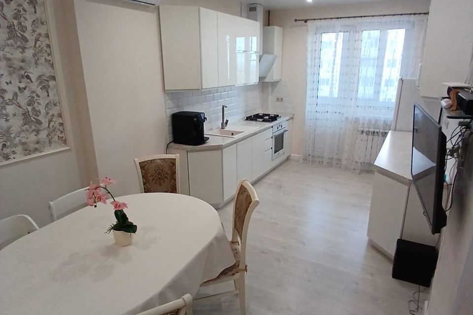 Продаётся 2-комнатная квартира, 64 м²