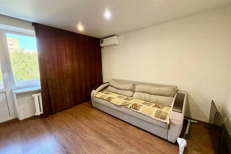 Продаётся 3-комнатная квартира, 63 м²