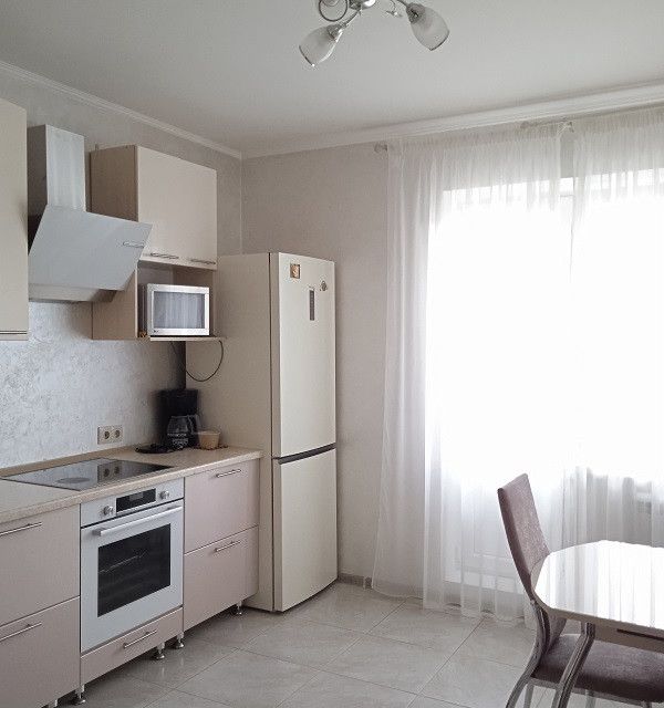 Продаётся 2-комнатная квартира, 72.5 м²