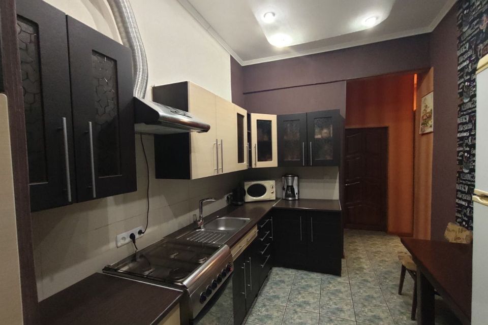Продаётся 4-комнатная квартира, 99 м²