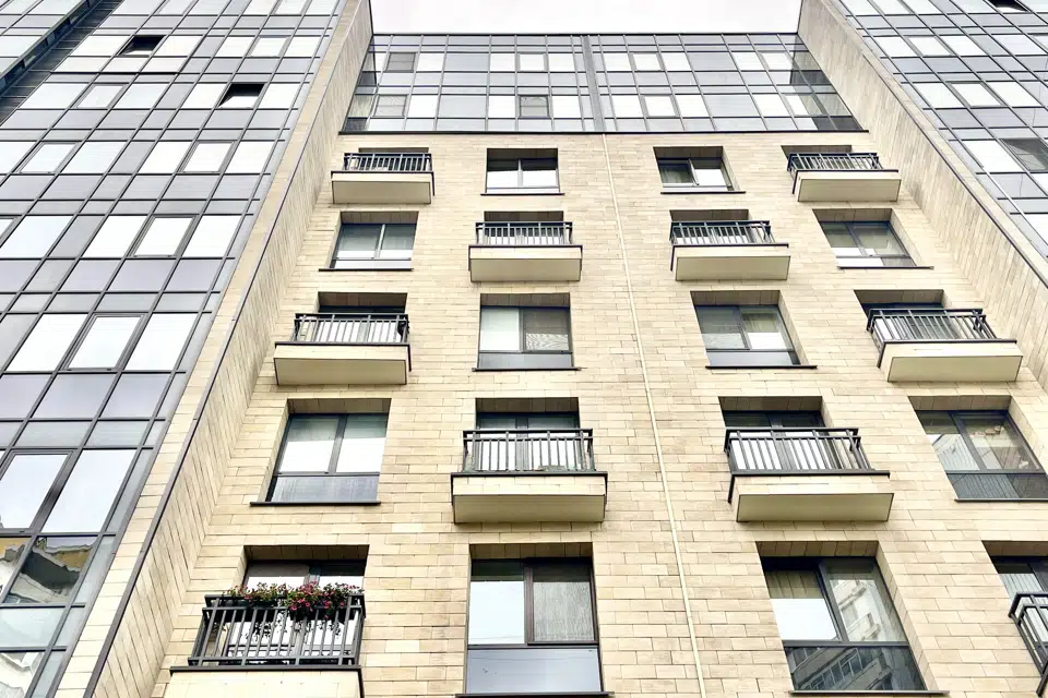 Продаётся 1-комнатная квартира, 49.3 м²