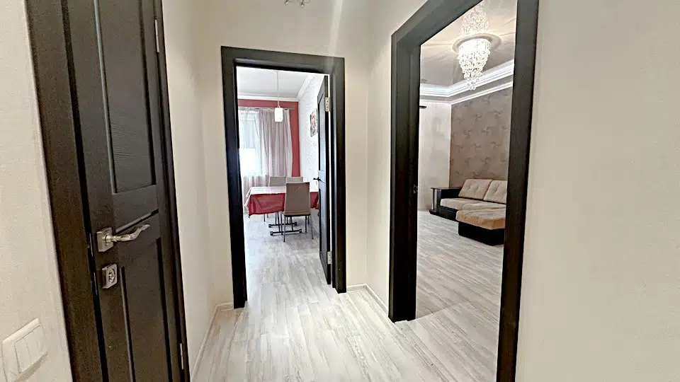 Продаётся 2-комнатная квартира, 65 м²