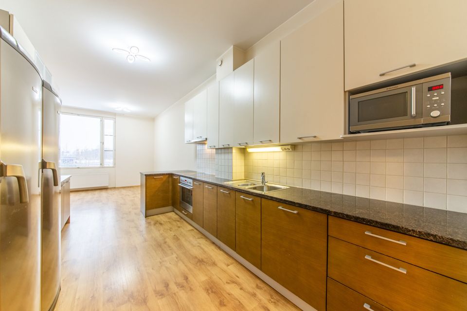 Продаётся 3-комнатная квартира, 115.1 м²