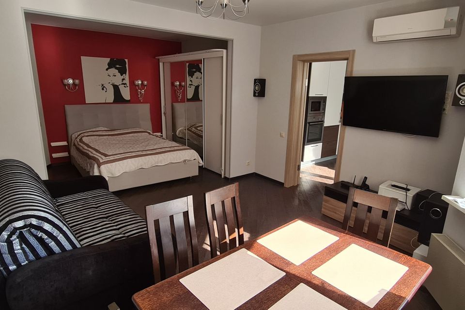 Продаётся 3-комнатная квартира, 93 м²