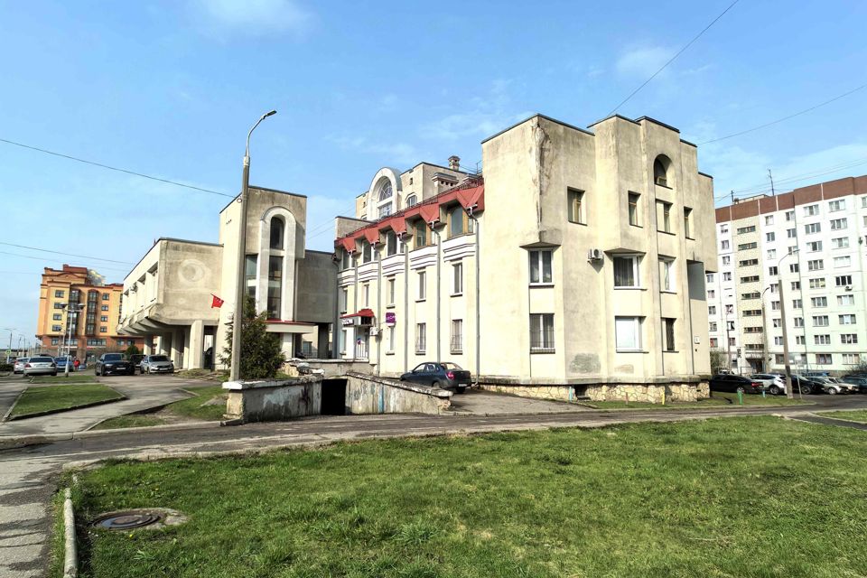 Продаётся 2-комнатная квартира, 82 м²