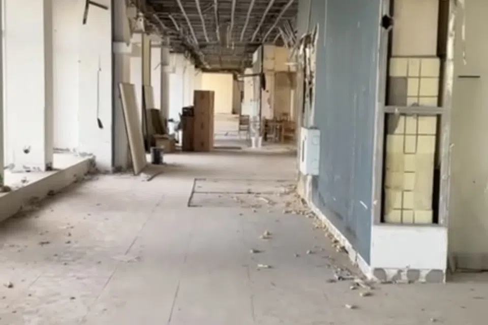 Продаётся торговое помещение, 1600 м²