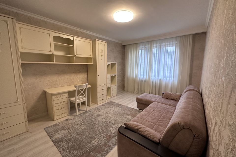 Продаётся 2-комнатная квартира, 63.2 м²