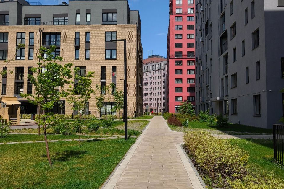 Продаётся 1-комнатная квартира, 42.8 м²