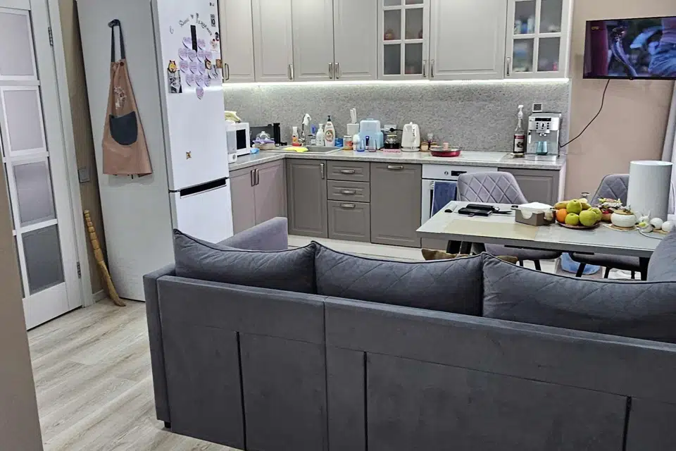 Продаётся 2-комнатная квартира, 52.6 м²